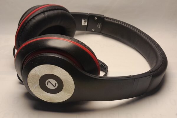 20260627_185508 Trump H2007 Wired On‑Ear Headphones
