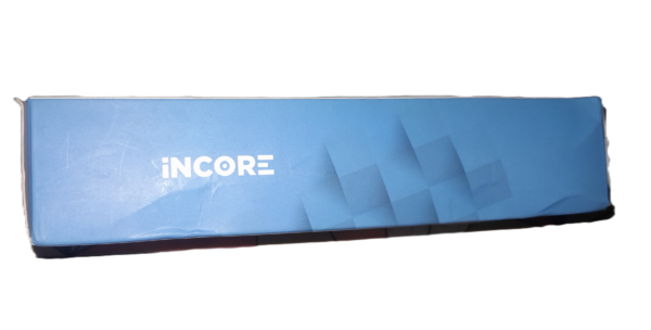 incore-mini-3-aluminum-selfie-stick-03 Incore Mini 3 aluminum monopod selfie stick with built-in connection cable packaging